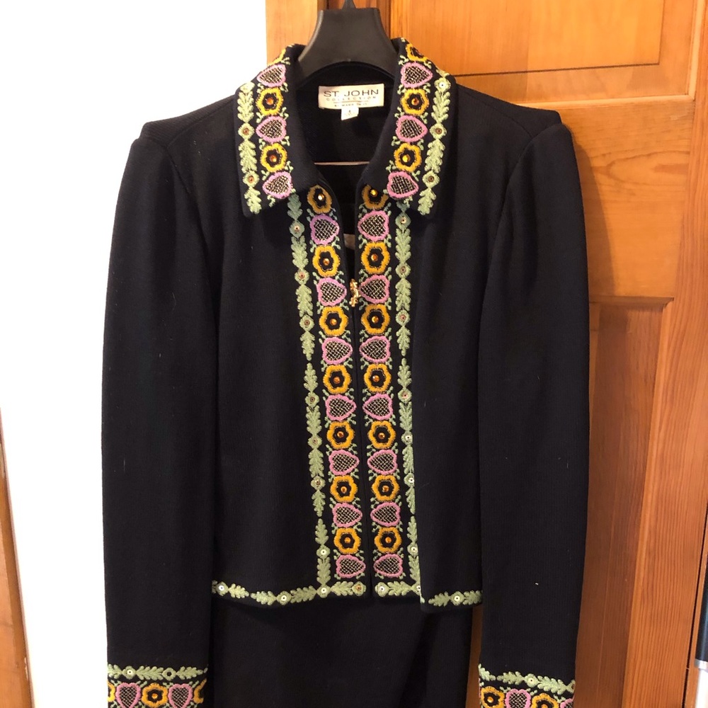 St John knit suit